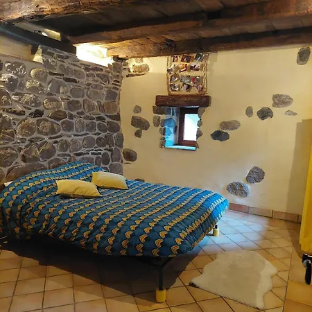 Дом отдыха La Petite Combe Du Castanet Pourcharesses