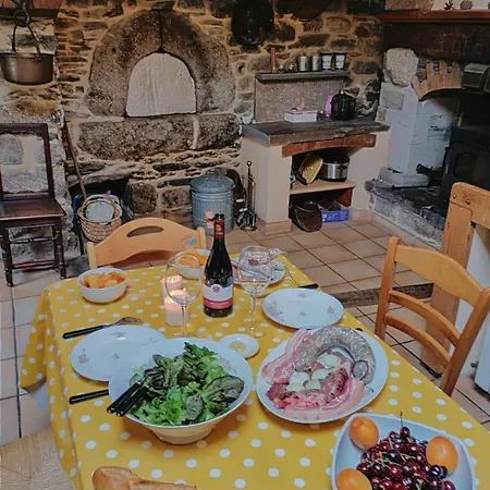 La Petite Combe Du Castanet Prázdninový dům Pourcharesse