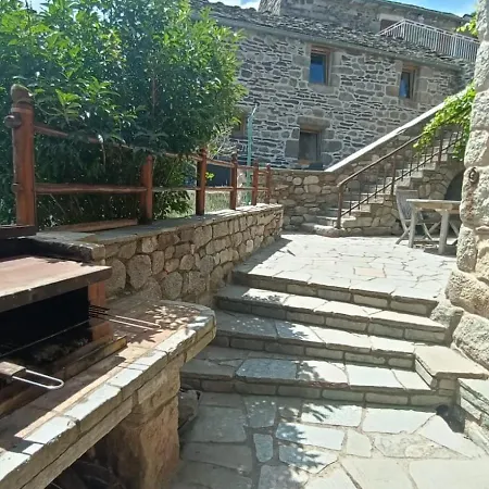 La Petite Combe Du Castanet *