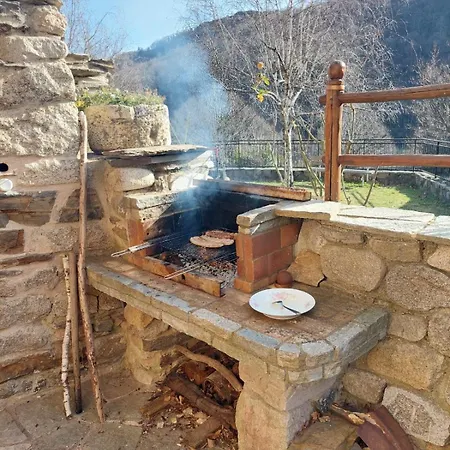 Prázdninový dům La Petite Combe Du Castanet Pourcharesse